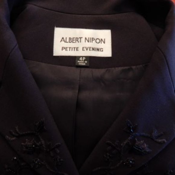 Albert Nipon size 4P PURPLE/SEQUINED - Picture 2 of 15